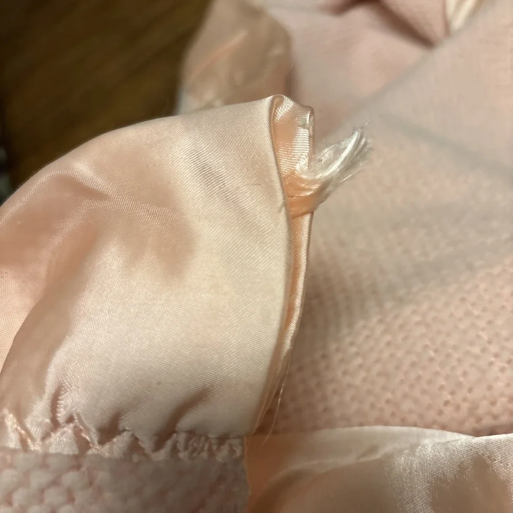 VTG Pink‎ Waffle Weave Acrylic Blanket Satin Trim Full 68